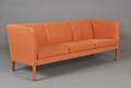 Hans J. Wegner. Trepers. sofa model AP18S, eg uld