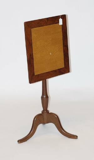 FÄLLBORD, 1800-TALETS FÖRSTA HÄLFT, ÅDRINGSMÅLAD, HÖ UPPFÄLLT LÄGE 99, NERFÄLLT LÄGE 73,5 BR 48, DJ 44 CM