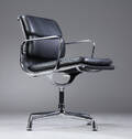 Charles Eames. Soft Pad armstol. Model EA 208