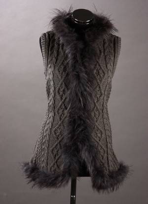 Vest med hætte af strik og raccoon. Farve Dark Grey