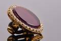 Ole Lynggaard. `Sweet Spot´ charm af 18 kt. guld prydet med ametystplade og brillanter