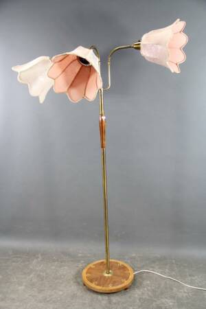 Trearmad golvlampa 1950-tal