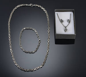 Samling sølvsmykker 3