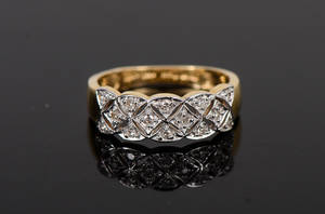 Guldring med briljanter i 18k