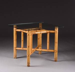 Spiseborde med jernunderstel beklædt med bambus, glasplade  