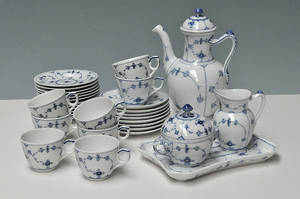 Kgl. P. Musselmalet riflet, kaffestel32