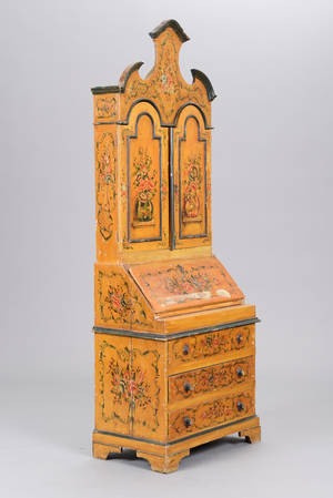 Damechatol af bemalet træ