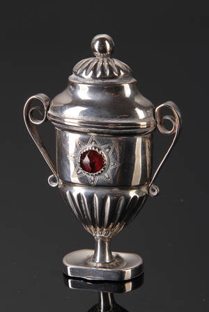 Empire hovedvandsæg, sølv