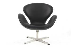 Arne Jacobsen. Svanen. Hvilestol, model 3320