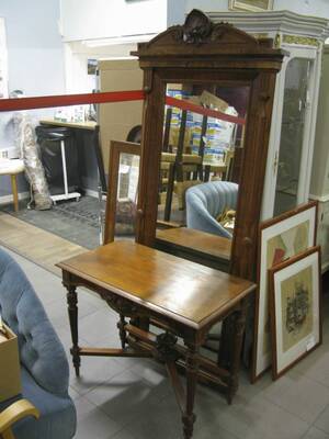 Spegel, Med konsolbord