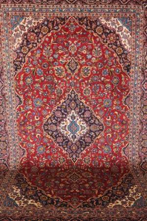Persisk handknuten matta Kashan 378x250 cm.