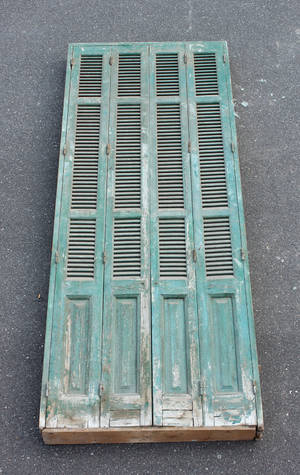 Stort vinduesparti, 330 x 130 cm.
