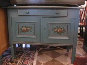 Skåp, På benställning