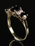 Safir- og diamantring 