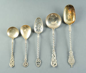 Samling tagtøj af sølv 5