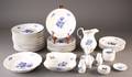 Kgl. Porcelæn Blå Blomst middagsstel 48