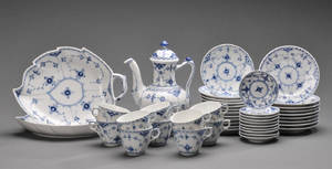 Royal Copenhagen, Musselmalet halvblonde kaffeservice 43