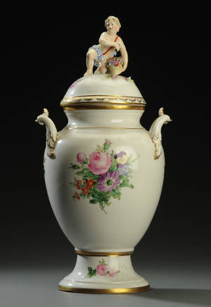 Kgl. P. Stor Saksisk Blomst prydvase af porcelæn, 1870-1894