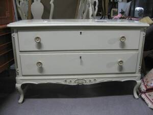 Byrå, rokokostil 1920-tal