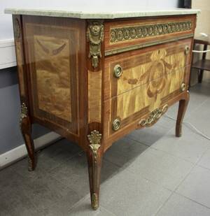 Byrå, Gustaviansk stil