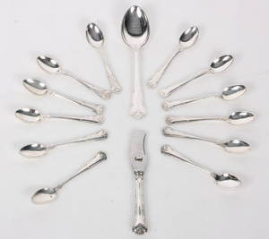 Cohr. Herregård. Teskeer, kniv samt ske 14