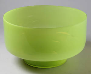 Lena Bergström, Orrefors, skål, mått 28x49 cm.