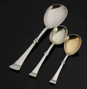 Kgl. Hofleverandør P. Hertz. Skønvirkeserveringsdele af sølv, anno 1917 3