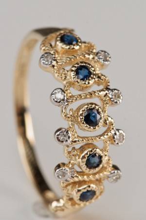Safir- og diamantring