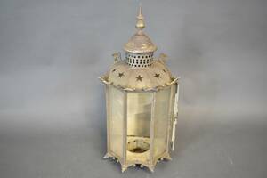 Ljuslykta i plåt, väggmonterad, höjd 61 cm