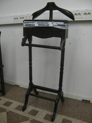 Herrbetjänt, Engelsk modell