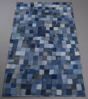 Modern art patchwork tæppe i jeans stof. 160x260 cm.