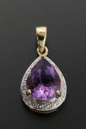 Vedhæng med ametyst og diamanter