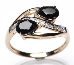 Safir- og diamantring