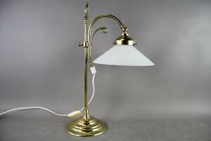 Bordslampa i glas och mässing