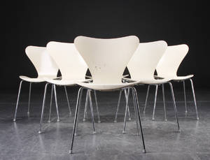 Arne Jacobsen. Seks syverstole, model 3107 6