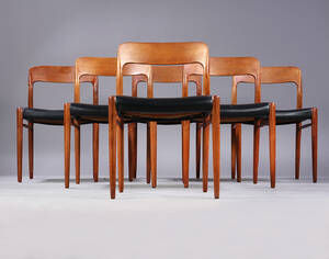 Niels O. Møller. Sæt på seks spisestole, teaktræ, model 75. 6 