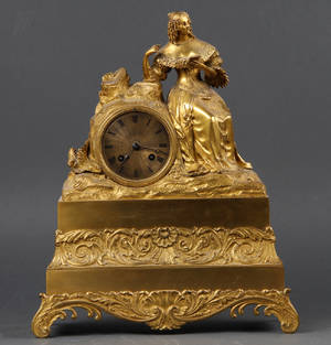 Fransk kaminur af bronze. 1800-tallet