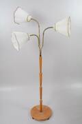 Golvlampa, 3-armad