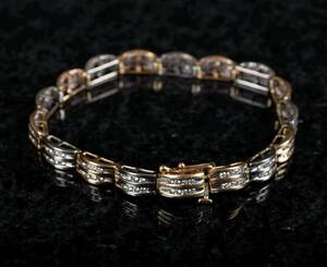 Armband 14K Guld med briljantslipade diamanter