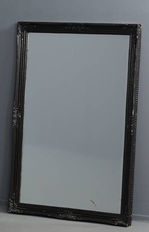 Spejl i sortmalet ramme 134x93,5 cm