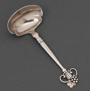 Kay Bojesen. Skønvirke sauceske af sølv, ca. 1925