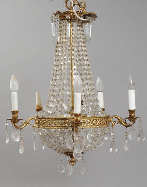Loftkrone med prismer, 1900-tallets 2. halvdel. 
