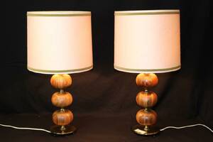 2 BORDSLAMPOR STA MÄSSINGÄDELTRÄ