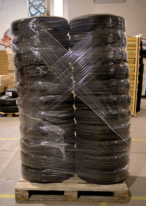 22 bildæk, mrk. Hercules Tires. Model P20570 R15 95T 22