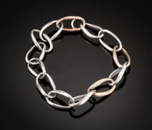 Ole Lynggaard. Love armbånd af guld 18 kt. og sterlingsølv 925.