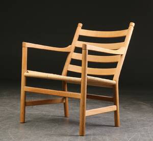 Hans J. Wegner. Lænestol, model CH44, egetræ