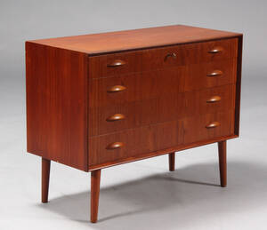 Dansk møbelproducent. Kommode, teaktræ, 1960erne