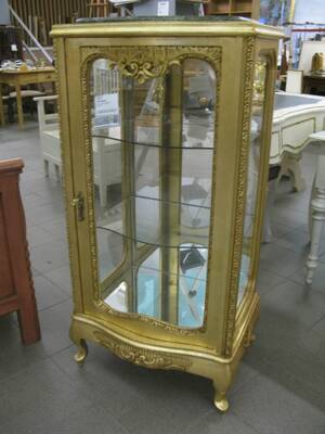 Vitrinskåp,  längd 59