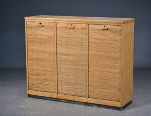 Jalousiskab af egetræ