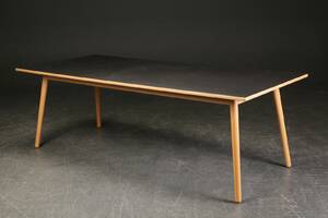 Poul M. Volther. Spisebord 3